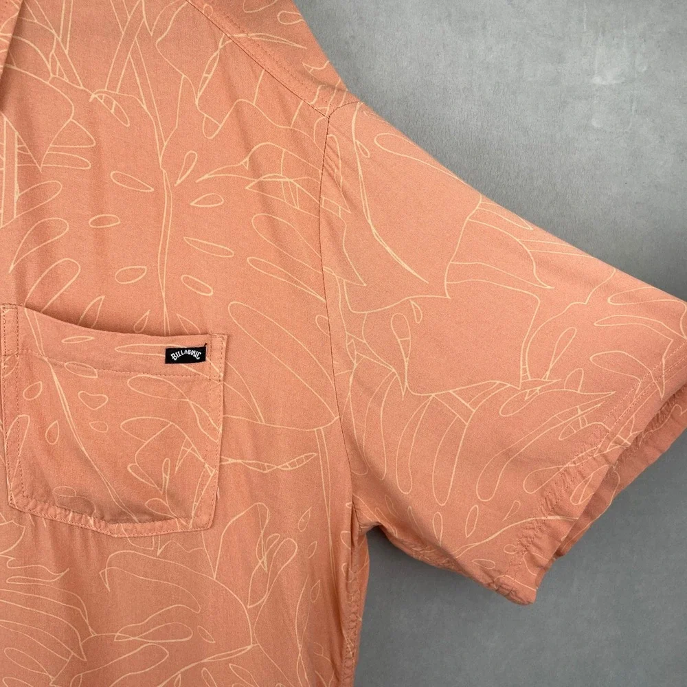 Billabong Patrick Mens L Peach Monstera Leaf Tropical‎ Viscose Button Down Shirt
